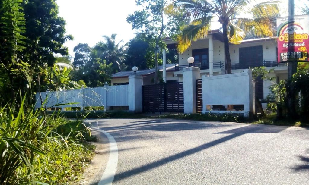 The Breeze Pinnawala Pinnawala  Extérieur photo